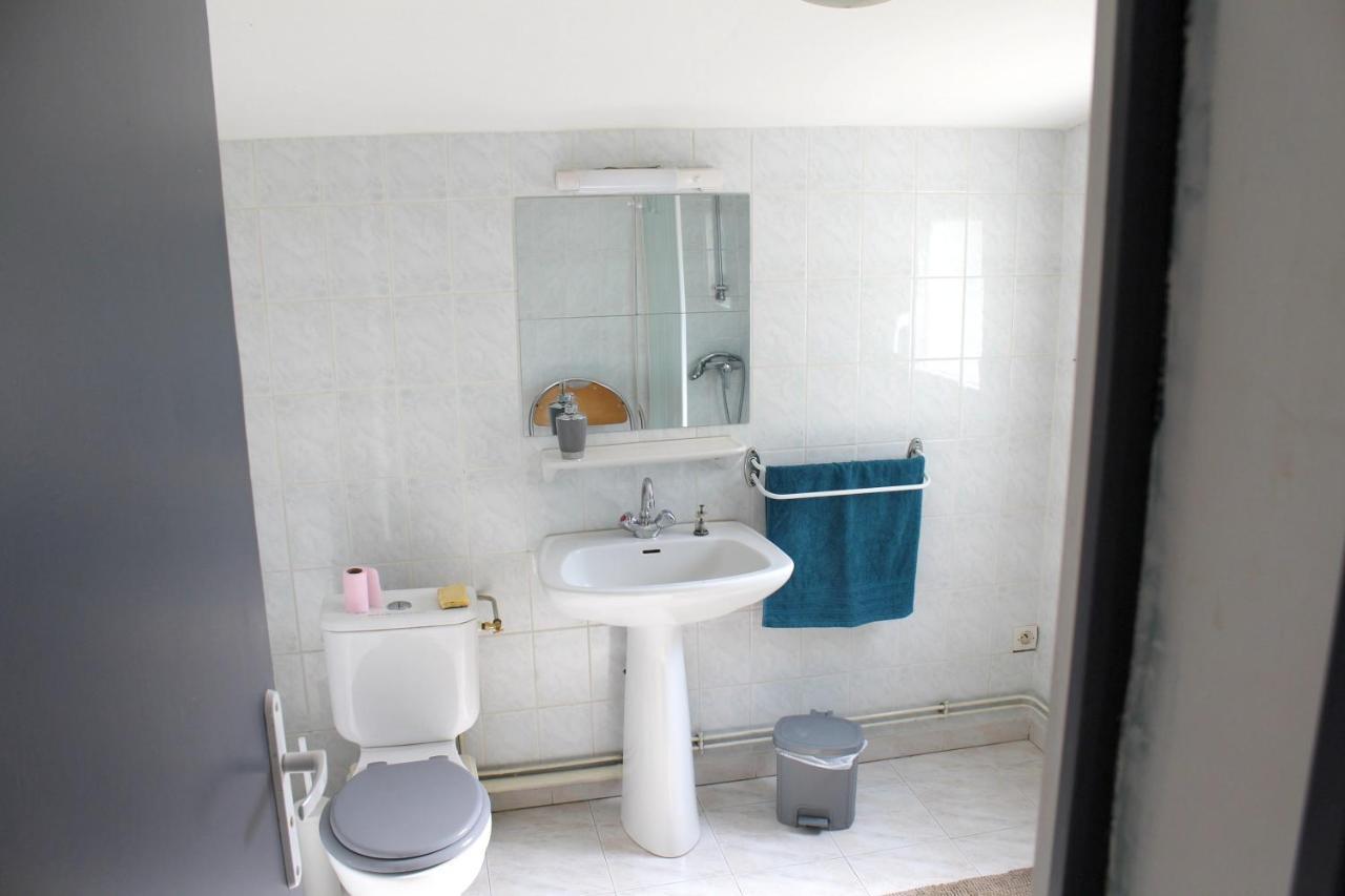 Maison Charmante A Saint-Patrice Avec Jardin Prive מראה חיצוני תמונה